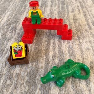 Vintage Duplo Zoo pieces